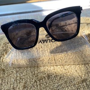 Polarized Bella style